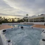 Aladdin - Vip By Interhome Villa *